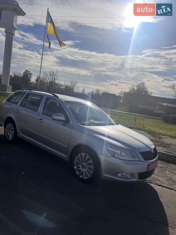 Универсал Skoda Octavia 2012 в Одессе фото 5 Универсал Skoda Octavia 2012 в Одессе