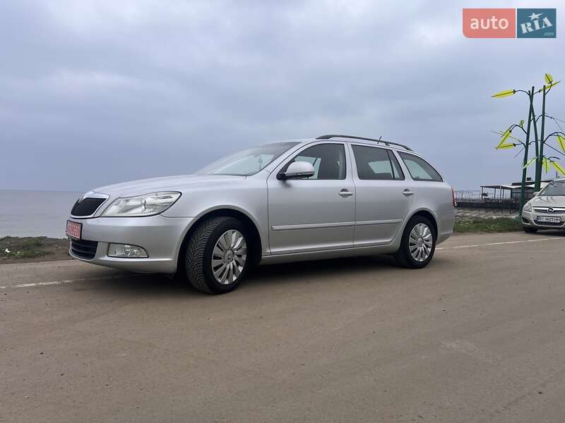 Универсал Skoda Octavia 2012 в Одессе фото 8 Универсал Skoda Octavia 2012 в Одессе