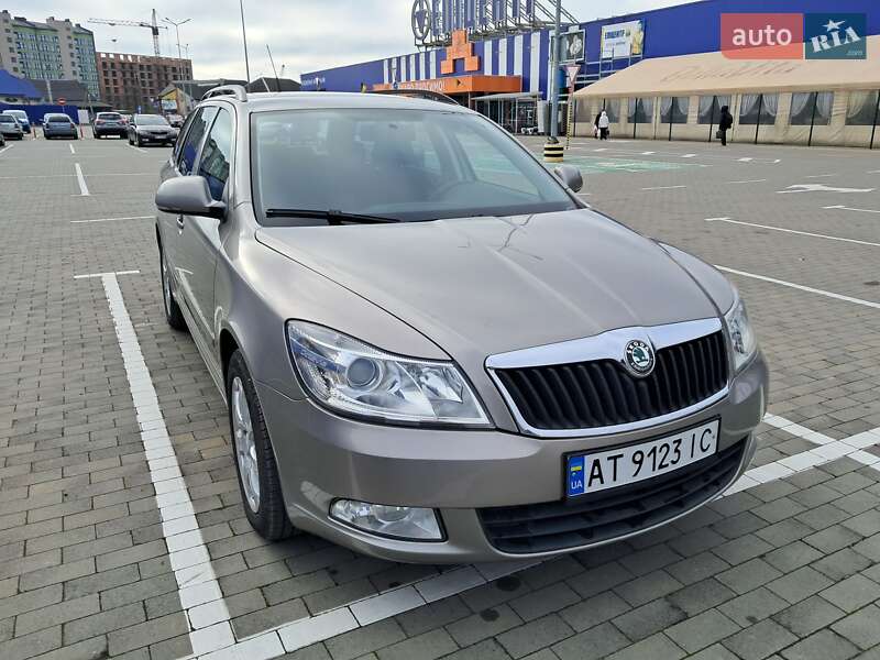 Універсал Skoda Octavia 2009 в Калуші