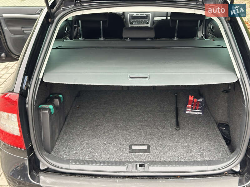 Универсал Skoda Octavia 2010 в Луцке фото 13 Универсал Skoda Octavia 2010 в Луцке