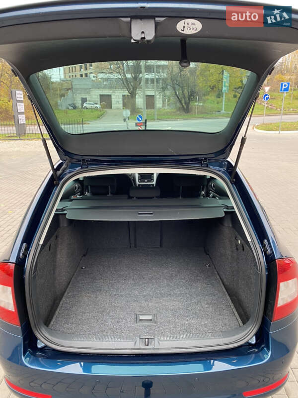 Универсал Skoda Octavia 2011 в Ровно