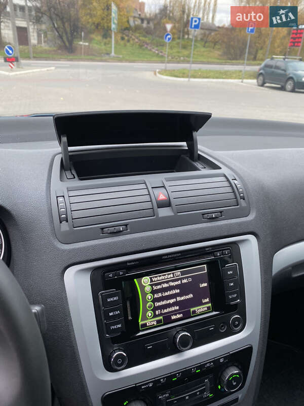 Универсал Skoda Octavia 2011 в Ровно