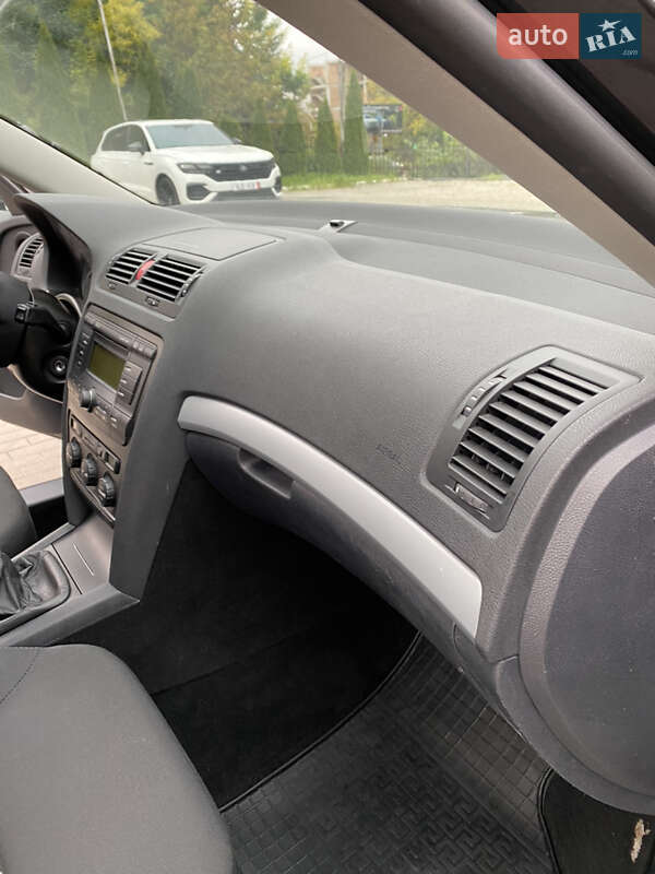 Універсал Skoda Octavia 2008 в Рівному фото 31 Універсал Skoda Octavia 2008 в Рівному