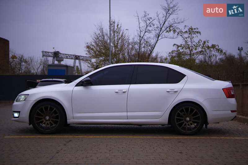 Лифтбек Skoda Octavia 2013 в Кривом Роге фото 7 Лифтбек Skoda Octavia 2013 в Кривом Роге