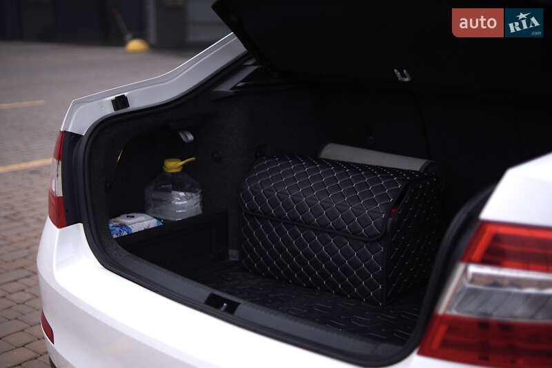 Лифтбек Skoda Octavia 2013 в Кривом Роге фото 17 Лифтбек Skoda Octavia 2013 в Кривом Роге