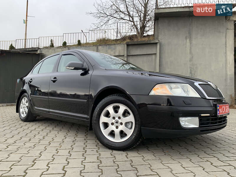 Лифтбек Skoda Octavia 2004 в Дрогобыче