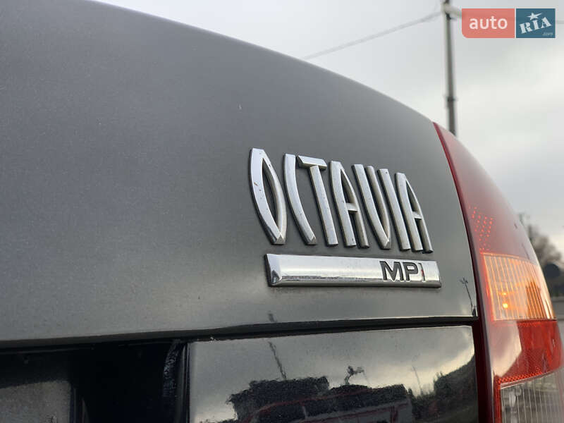 Лифтбек Skoda Octavia 2004 в Дрогобыче