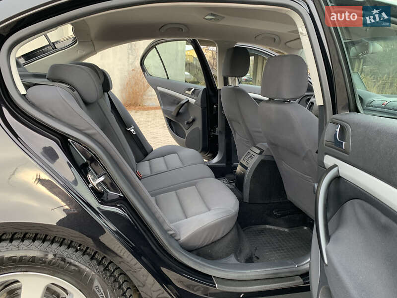 Лифтбек Skoda Octavia 2004 в Дрогобыче