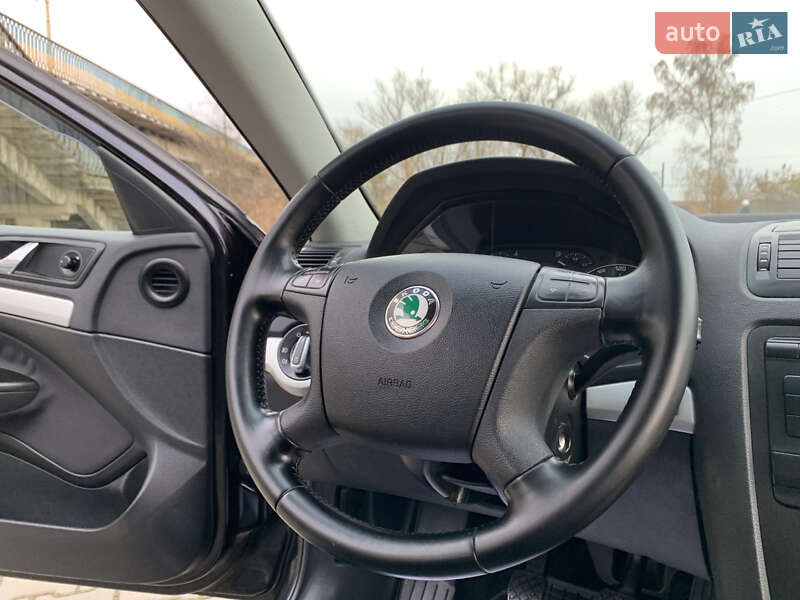 Лифтбек Skoda Octavia 2004 в Дрогобыче