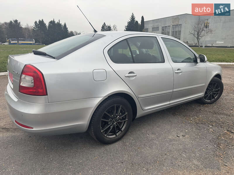 Лифтбек Skoda Octavia 2009 в Ровно фото 10 Лифтбек Skoda Octavia 2009 в Ровно