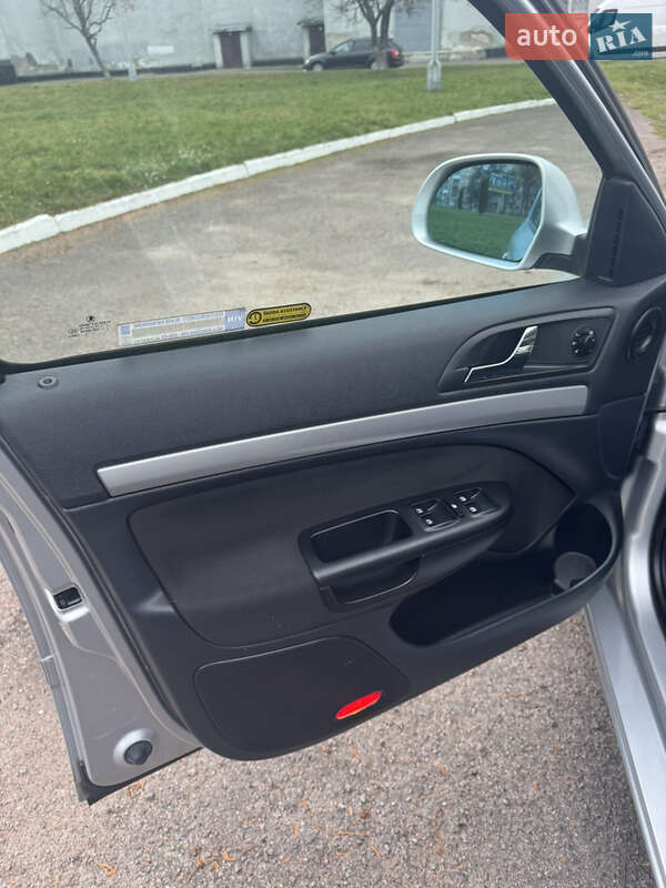 Лифтбек Skoda Octavia 2009 в Ровно фото 20 Лифтбек Skoda Octavia 2009 в Ровно