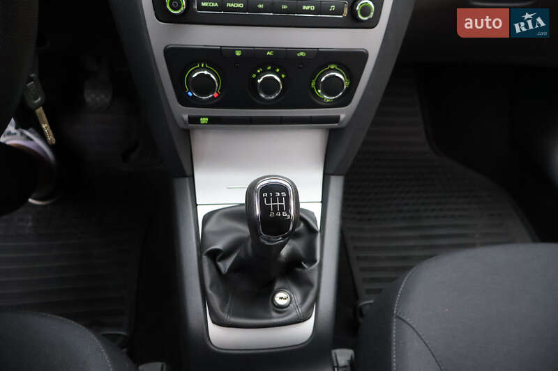 Лифтбек Skoda Octavia 2012 в Одессе