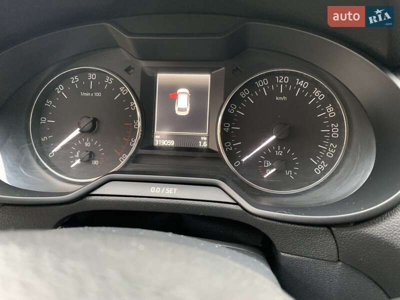 Универсал Skoda Octavia 2013 в Вараше