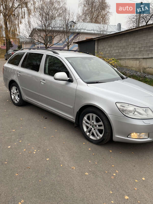 Универсал Skoda Octavia 2012 в Ровно фото 3 Универсал Skoda Octavia 2012 в Ровно