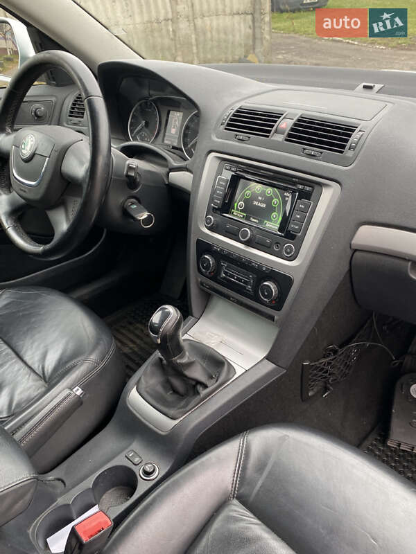 Универсал Skoda Octavia 2012 в Ровно фото 14 Универсал Skoda Octavia 2012 в Ровно