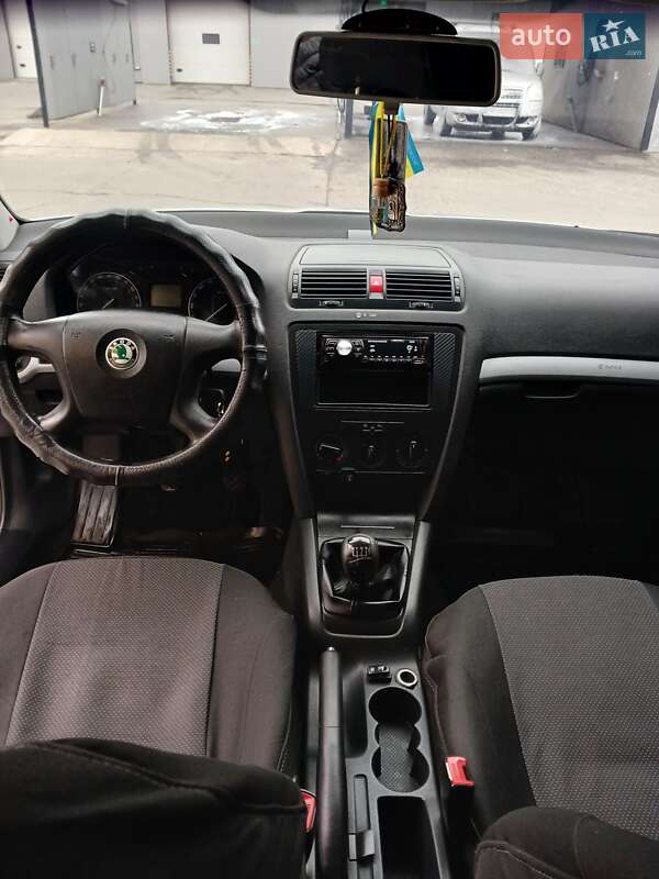 Лифтбек Skoda Octavia 2006 в Нетешине фото 21 Лифтбек Skoda Octavia 2006 в Нетешине