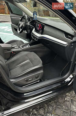 Универсал Skoda Octavia 2021 в Сваляве