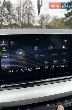 Универсал Skoda Octavia 2021 в Сваляве