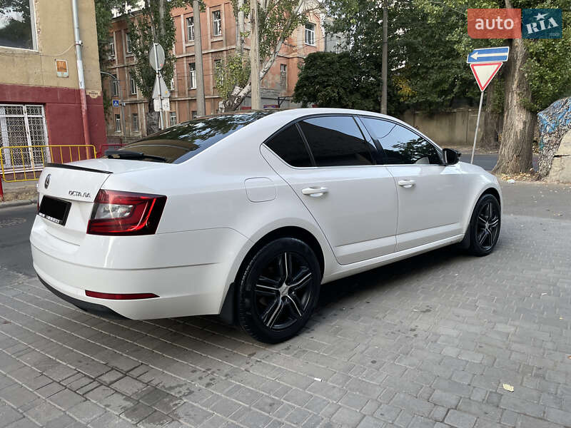 Лифтбек Skoda Octavia 2018 в Первомайске