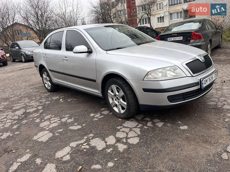 Лифтбек Skoda Octavia 2007 в Житомире