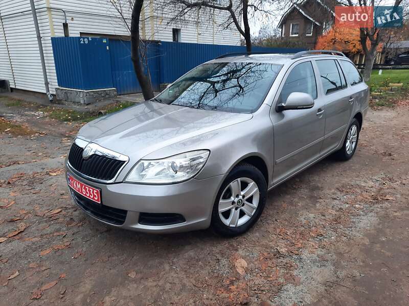 Універсал Skoda Octavia 2009 в Полтаві