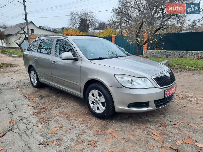 Універсал Skoda Octavia 2009 в Полтаві