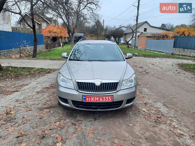 Універсал Skoda Octavia 2009 в Полтаві