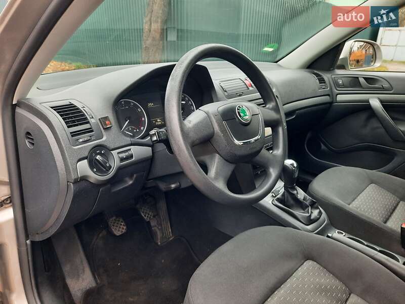 Універсал Skoda Octavia 2009 в Полтаві