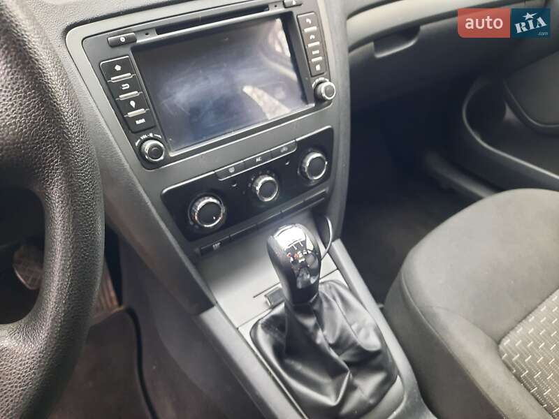 Універсал Skoda Octavia 2009 в Полтаві