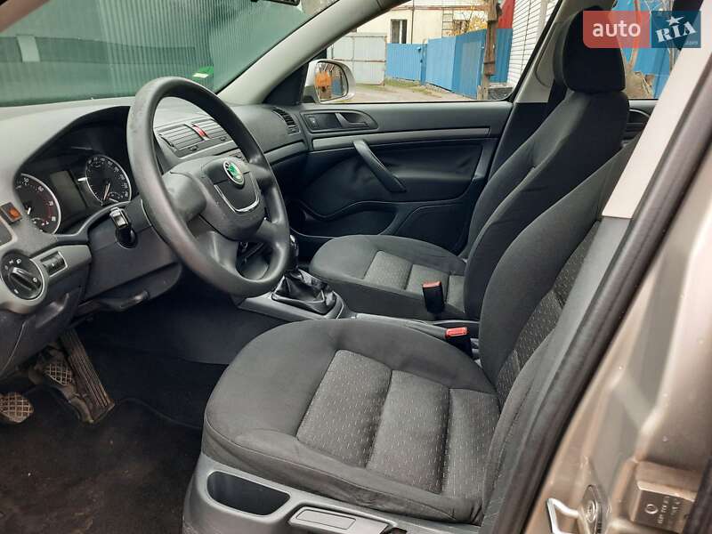Універсал Skoda Octavia 2009 в Полтаві