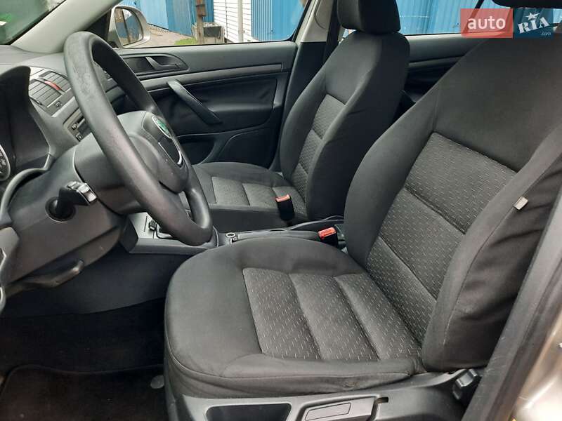 Універсал Skoda Octavia 2009 в Полтаві
