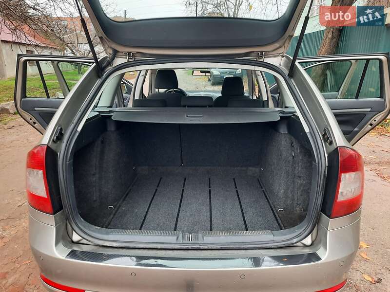 Універсал Skoda Octavia 2009 в Полтаві