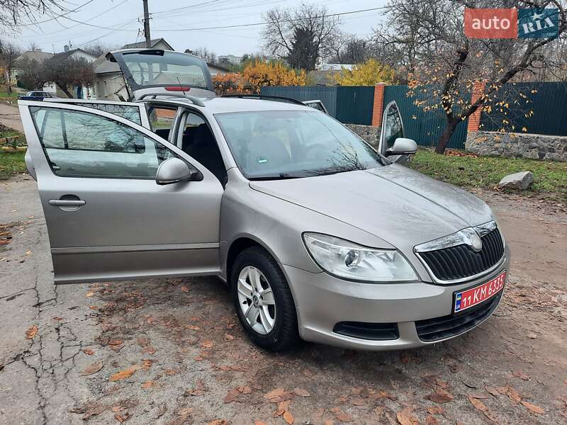 Універсал Skoda Octavia 2009 в Полтаві