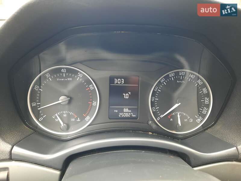 Універсал Skoda Octavia 2009 в Полтаві