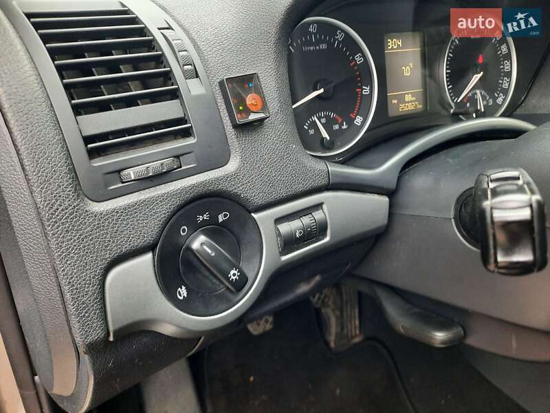 Універсал Skoda Octavia 2009 в Полтаві