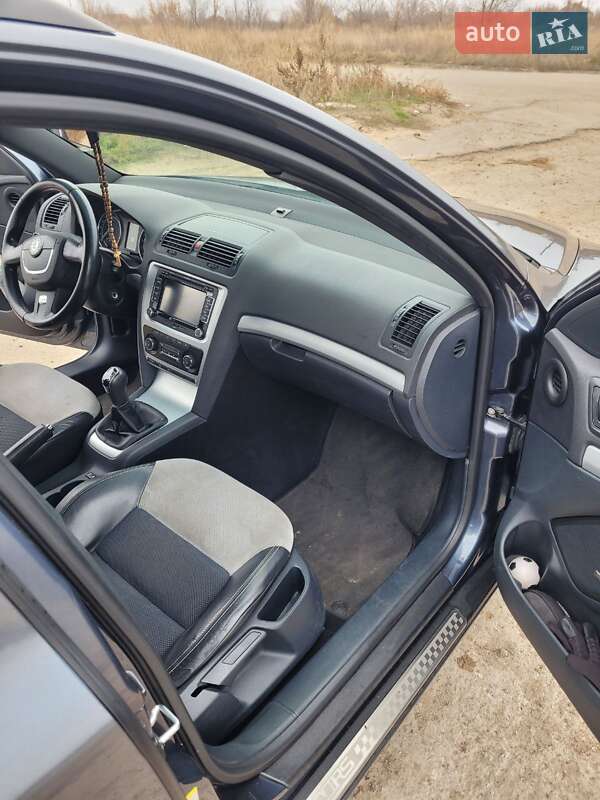 Универсал Skoda Octavia 2011 в Запорожье фото 15 Универсал Skoda Octavia 2011 в Запорожье