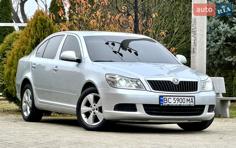 Лифтбек Skoda Octavia 2009 в Самборе
