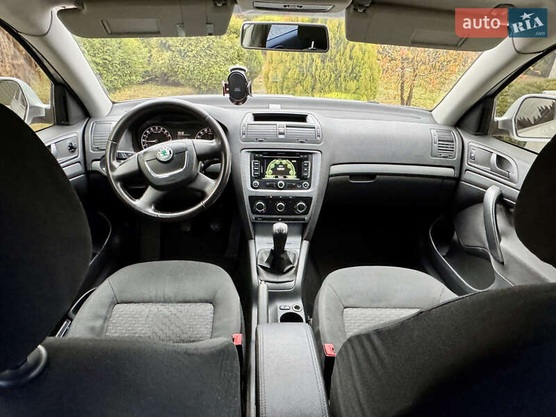 Лифтбек Skoda Octavia 2009 в Самборе