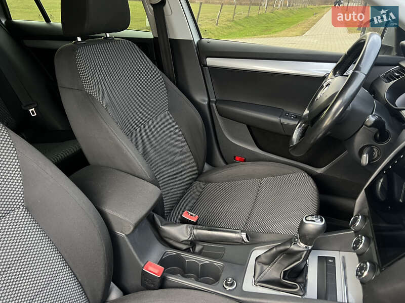 Универсал Skoda Octavia 2014 в Сваляве фото 41 Универсал Skoda Octavia 2014 в Сваляве