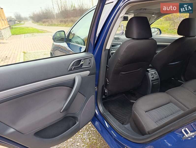 Ліфтбек Skoda Octavia 2012 в Хмільнику