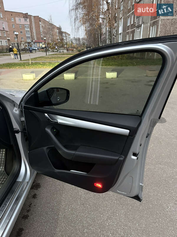 Лифтбек Skoda Octavia 2017 в Бахмаче фото 18 Лифтбек Skoda Octavia 2017 в Бахмаче