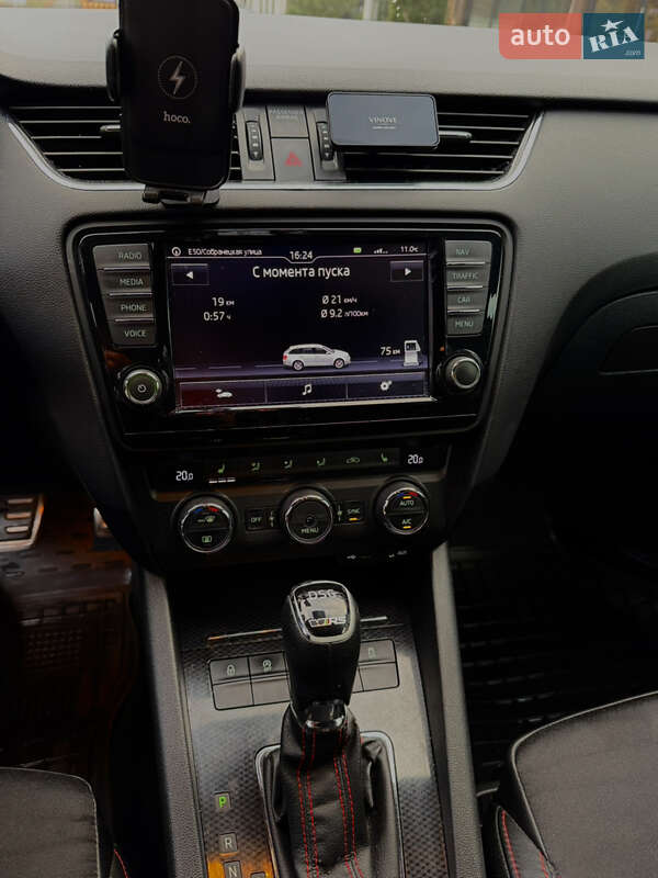 Универсал Skoda Octavia 2015 в Ужгороде