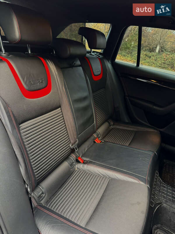 Универсал Skoda Octavia 2015 в Ужгороде