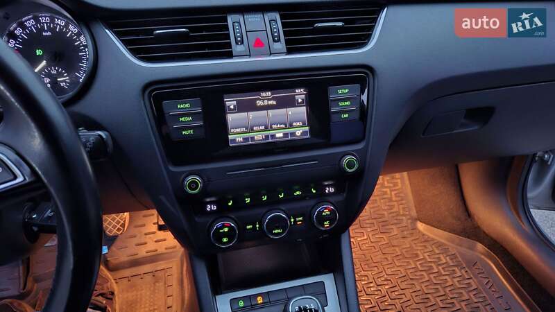 Лифтбек Skoda Octavia 2016 в Буче