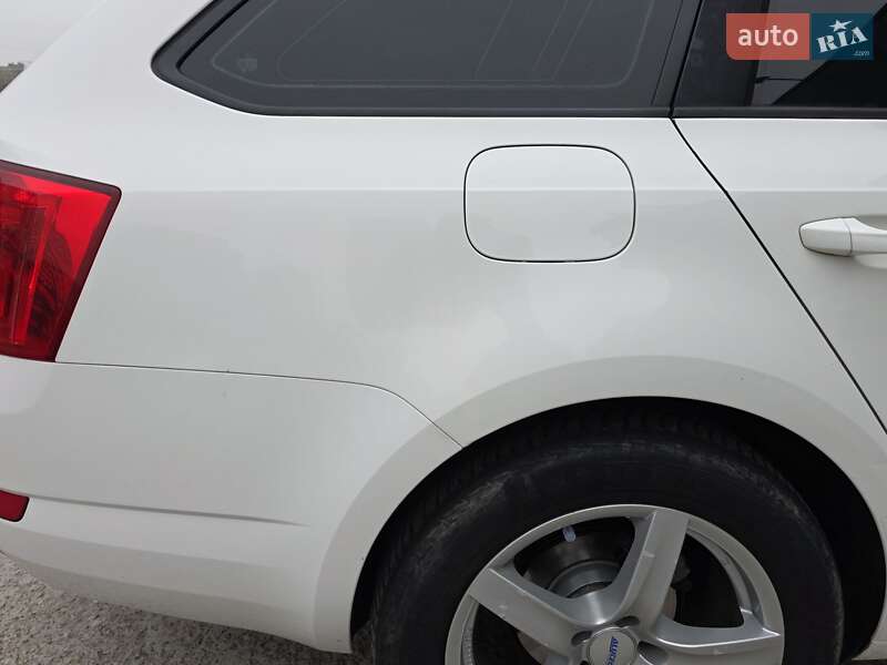 Універсал Skoda Octavia 2013 в Києві фото 23 Універсал Skoda Octavia 2013 в Києві