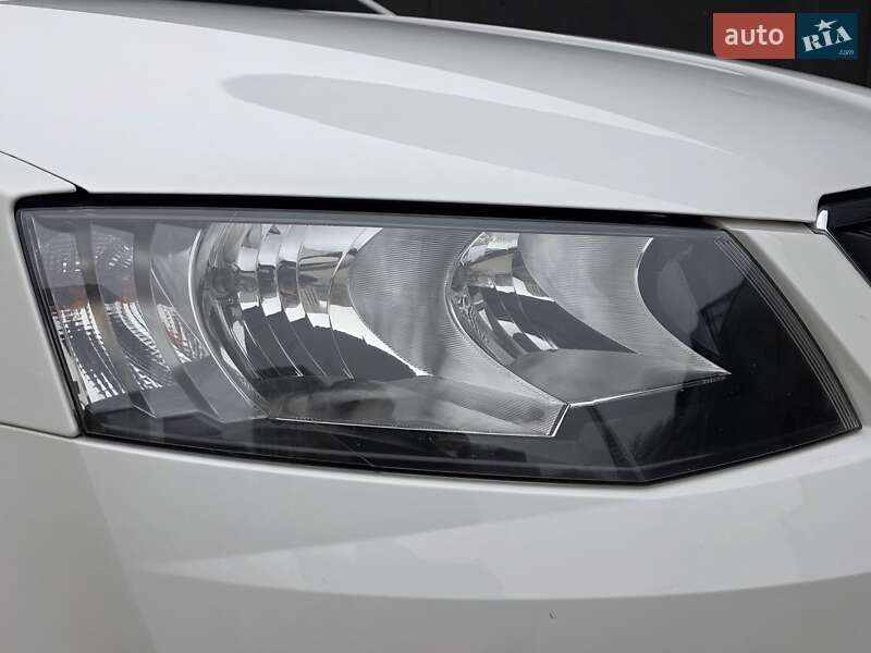 Універсал Skoda Octavia 2013 в Києві фото 32 Універсал Skoda Octavia 2013 в Києві