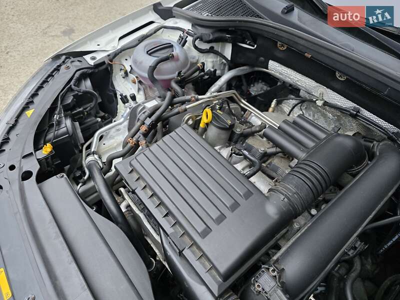 Універсал Skoda Octavia 2013 в Києві фото 70 Універсал Skoda Octavia 2013 в Києві