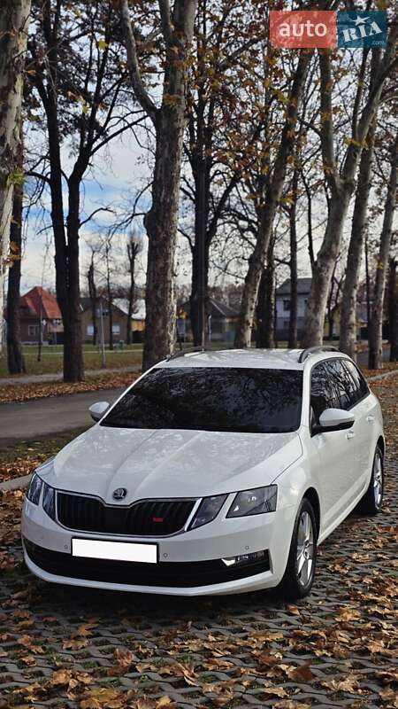 Универсал Skoda Octavia 2017 в Мукачево фото 10 Универсал Skoda Octavia 2017 в Мукачево