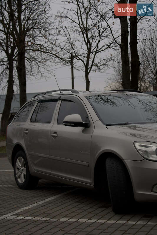 Універсал Skoda Octavia 2012 в Коломиї