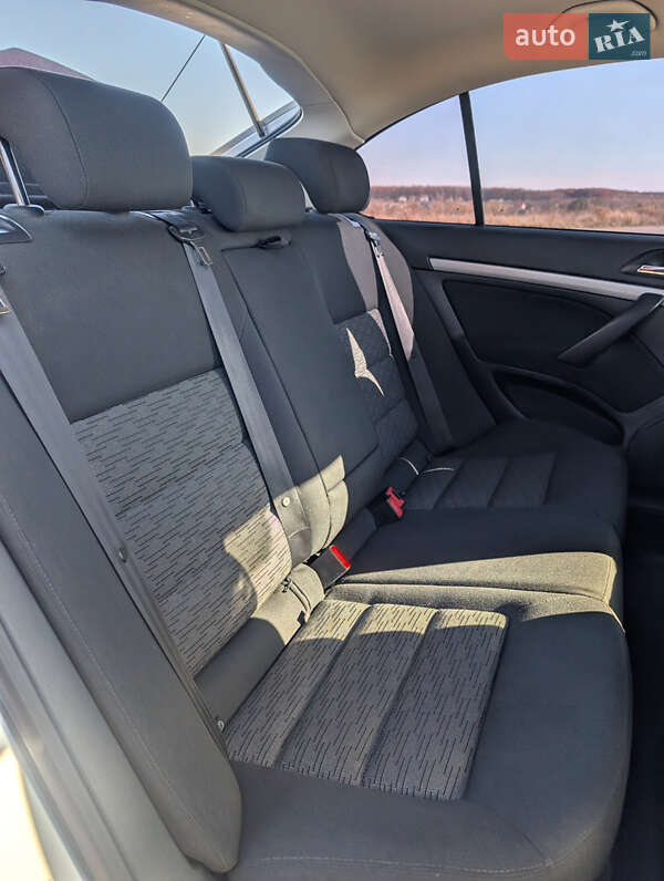 Лифтбек Skoda Octavia 2012 в Баре